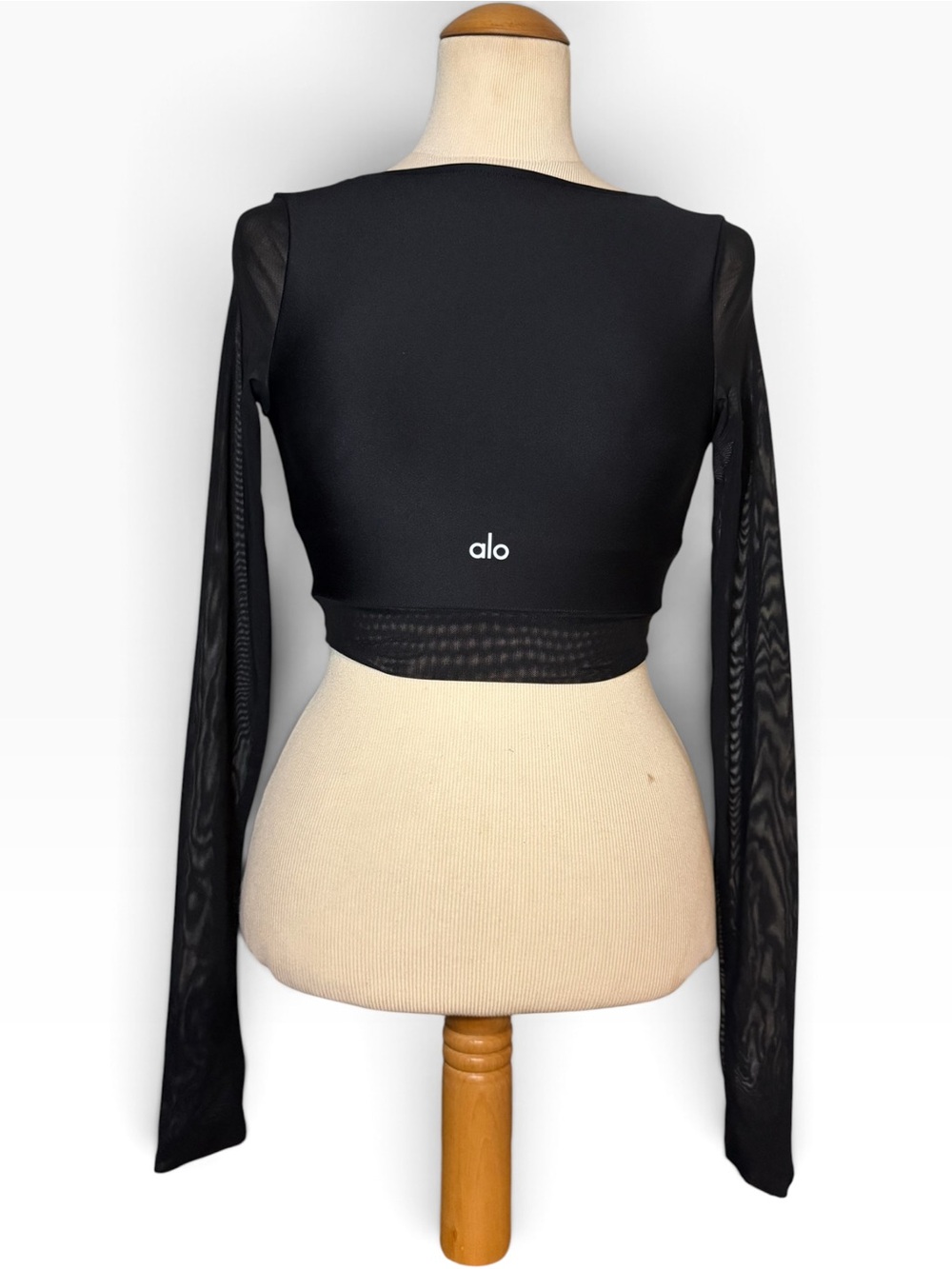 Alo Long Sleeve Mesh Crop Top Black Size XXS
